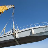 boat-crane-lake-erie